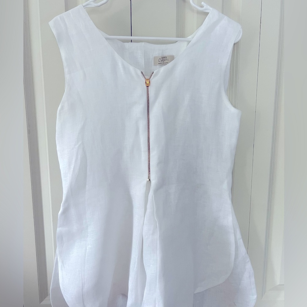 Capri sleeveless linen top size XS extra small